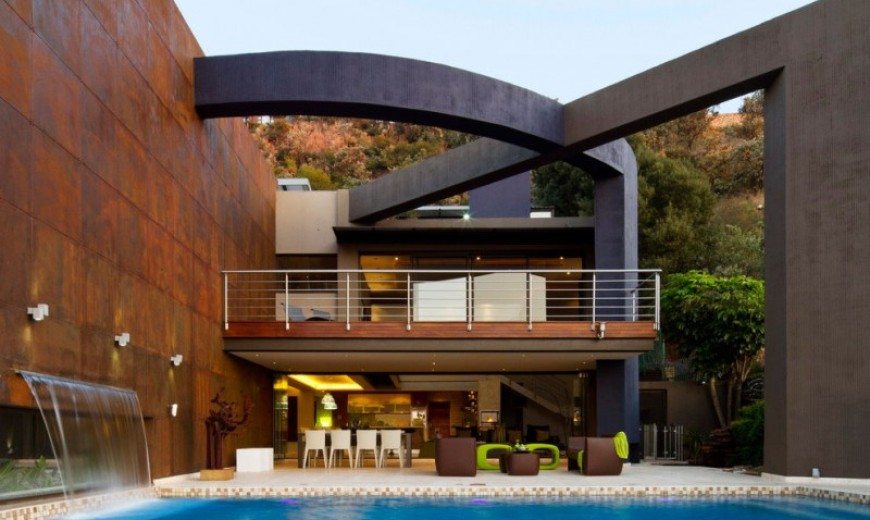 South African Home Gets a Ravishing Revamp from Nico van der Meulen Architects