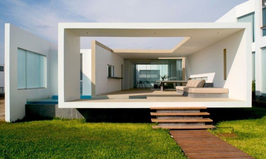 Boxed delight: Rectangular Beach House in Peru catches eye with sleek contemporary design