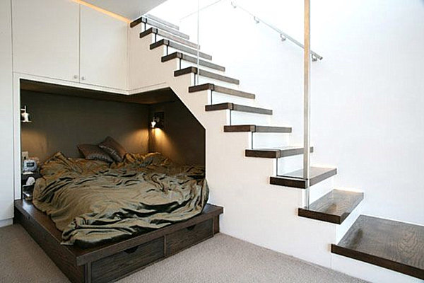 corner alcove by stairs