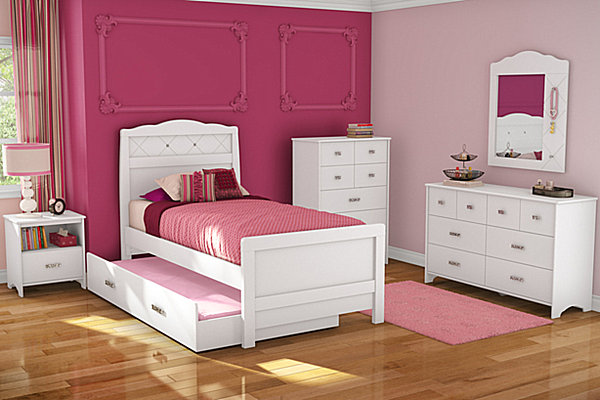 girly pink teen bedroom