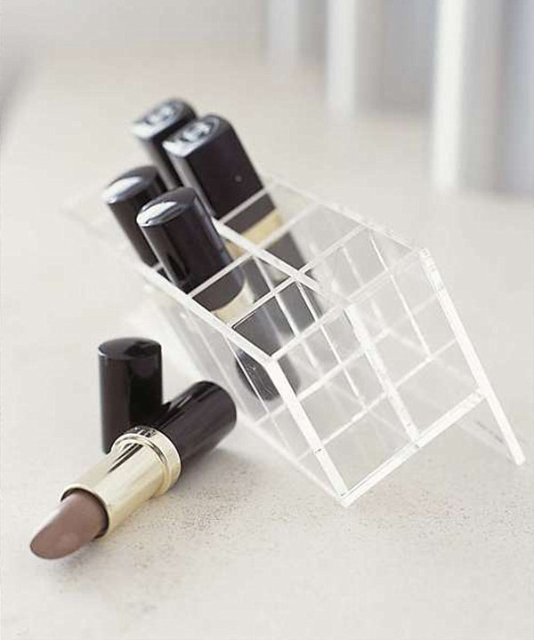 lipstick stand