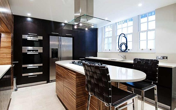 luxurious Georgian house kitchen with contemporary furniture