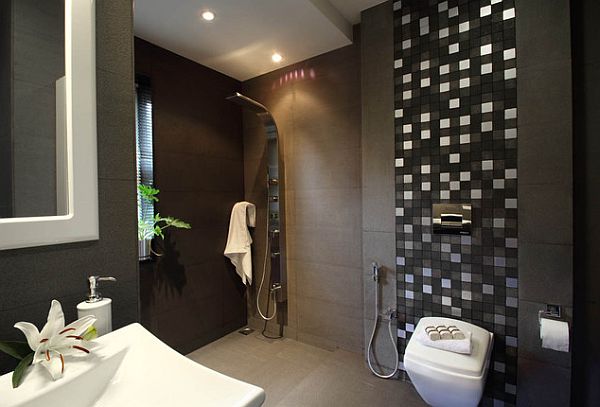 luxury black and white themede bathroom