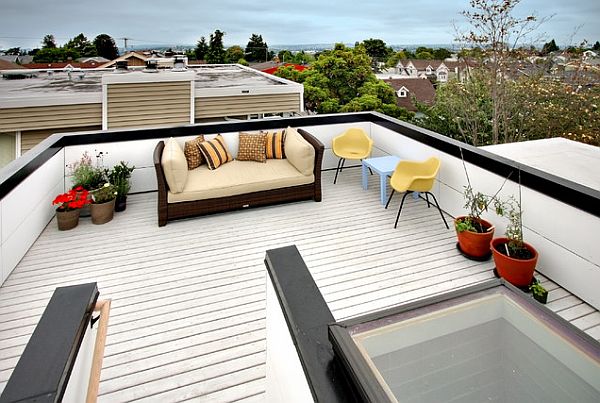 modern minimalist patio on rooftop terrace