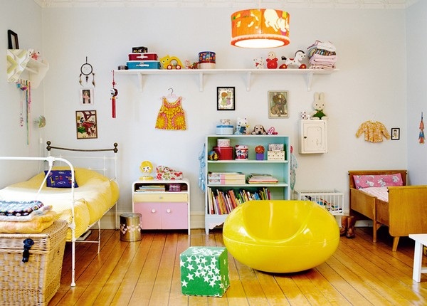 shared vintage girls' room