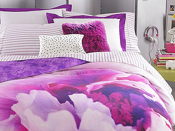 teen-vogue-violet-bedding