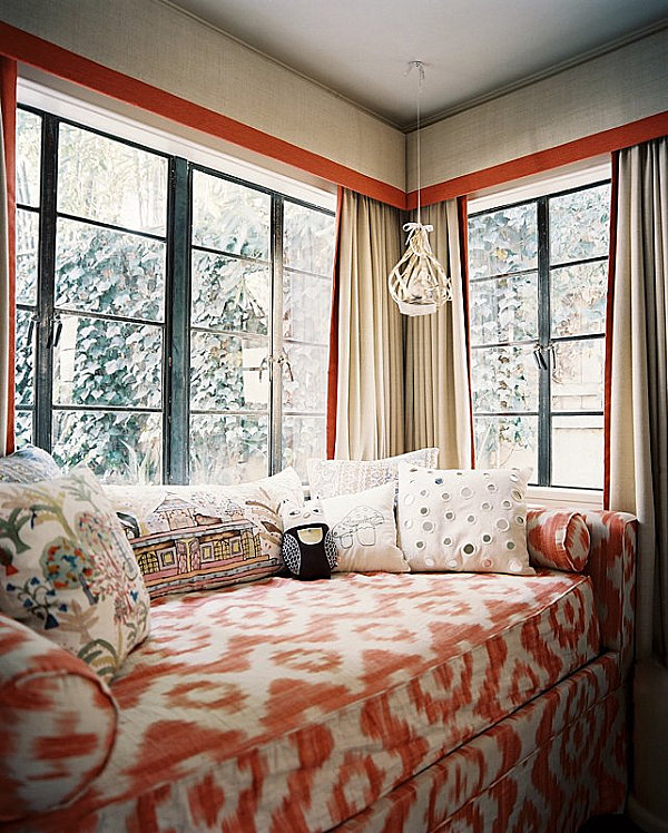 window-alcove-bed