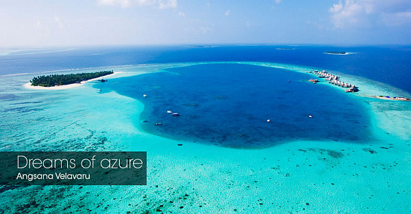 Angsana-Velavaru-Maldives-Resort-azure-waters