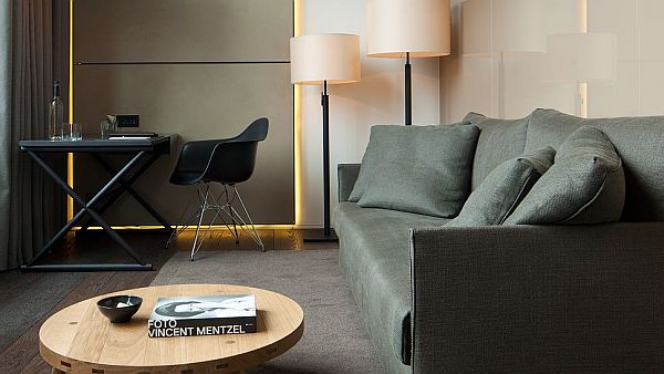 Conservatorium-Hotel-Amsterdam-comfy-chair