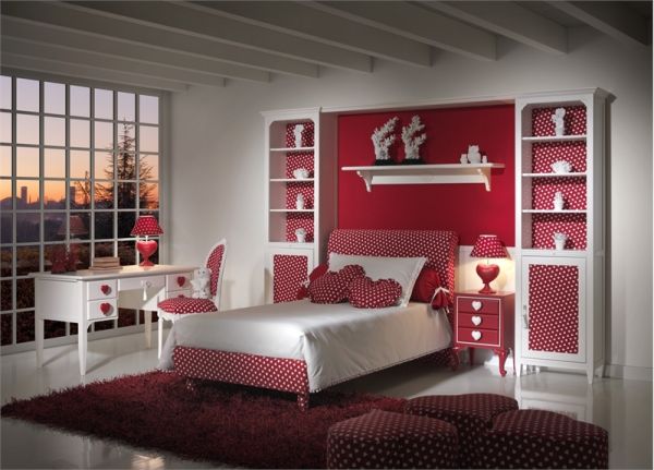 Heart Themed Kids Bedroom Idea