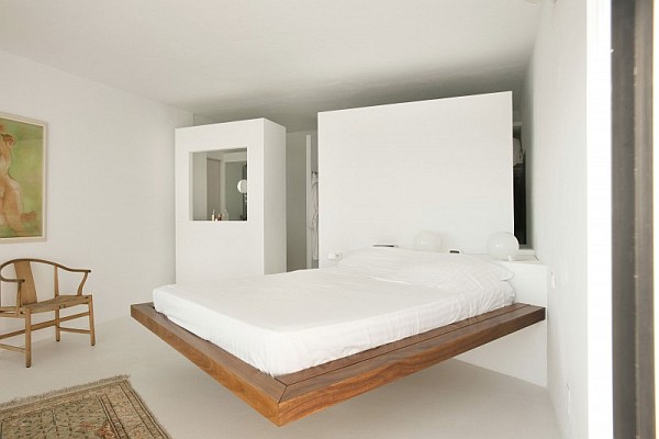 Suspended wooden bed