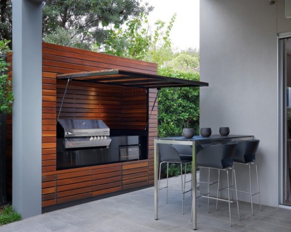 Creating The Ideal Outdoor Summer Kitchen This Fall