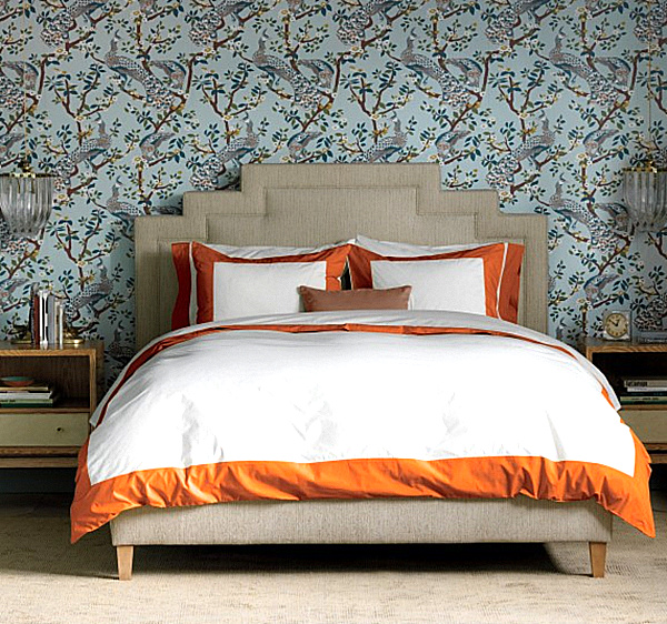 Bedding-with-a-tangerine-border