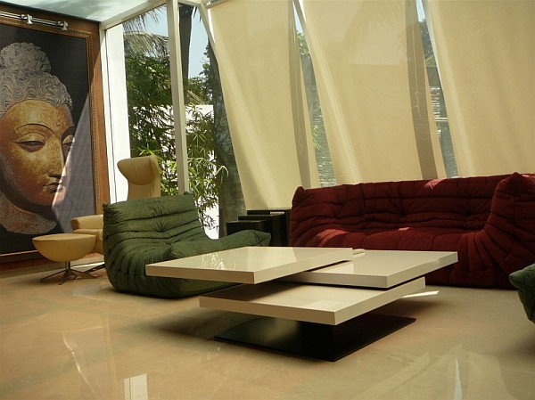 Contemporary Bungalow in Mumbai 5