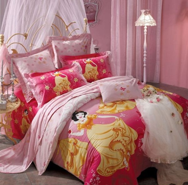 Dazzling gold and red princess bed sheet