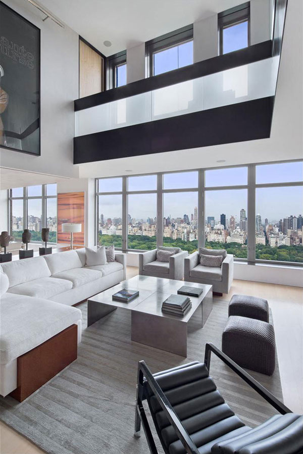 Duplex-Manhattan-penthouse-in-New-York-tall-ceilings