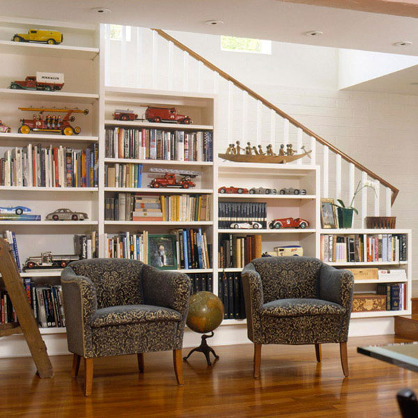 Ergonomic home library under the stairs