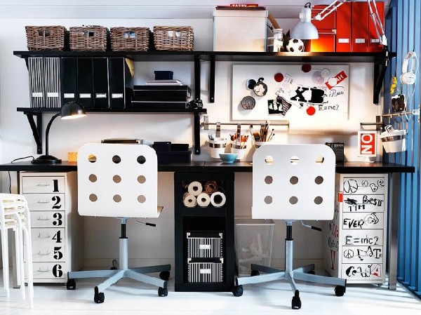 Expressive teen work space clad in black and white