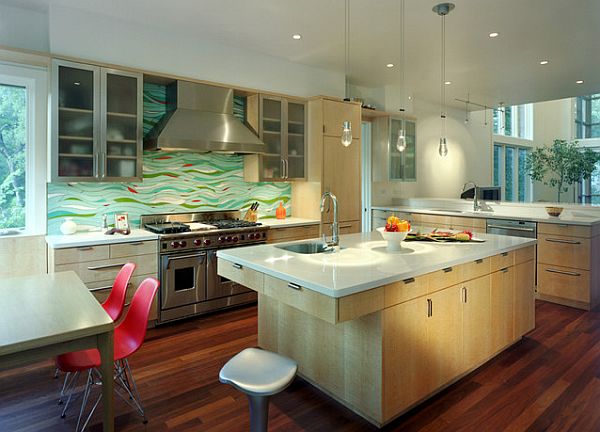 Exquisite and artistic kitchen backsplash design