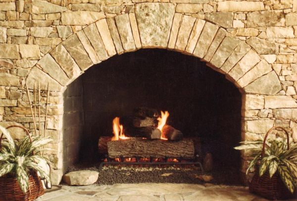 Fireplace for the spacious interiors