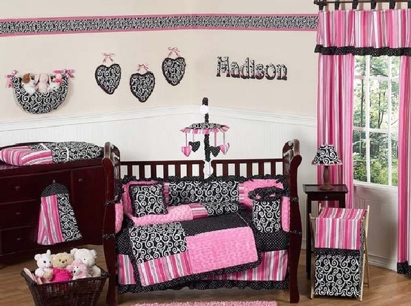 Girls bedding in chic pink and black pattern