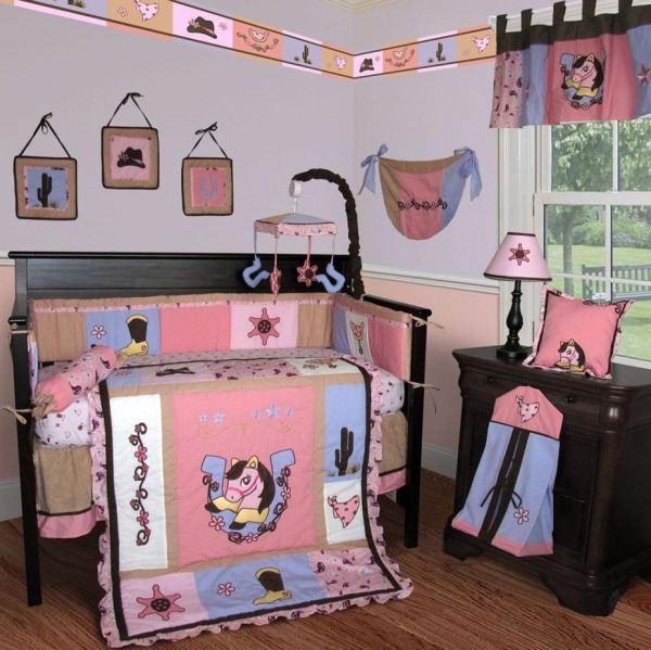 Western-cowgirl-baby-bedding-adds-plenty-of-fun-to-the-kids-bedroom