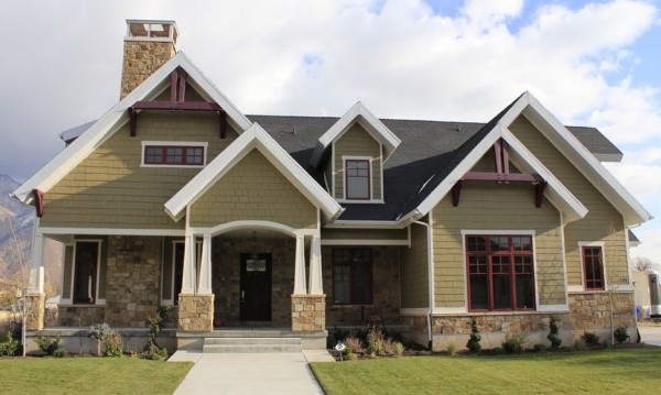 craftsman style exterior home