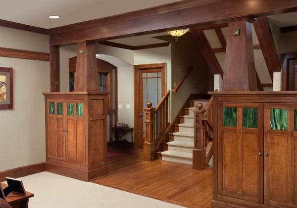 craftsman style wood detailing