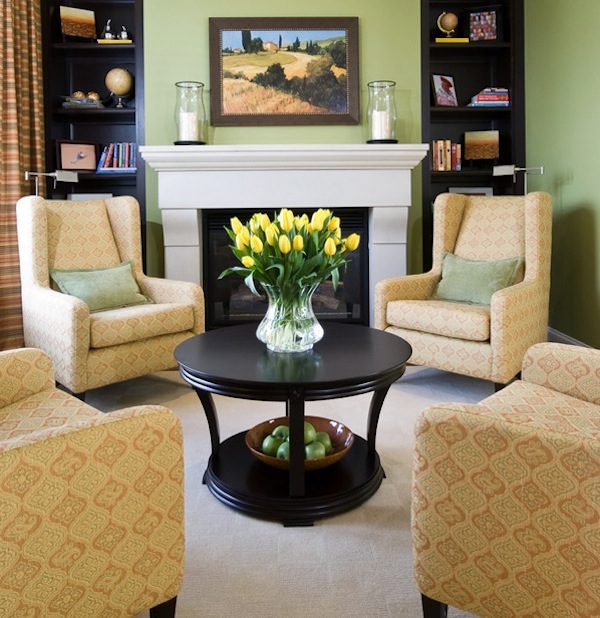 Round Coffee Tables For A More Usable Space, How To Decorate Small Round Coffee Table