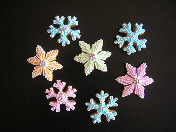 Snowflake cookies by Delish