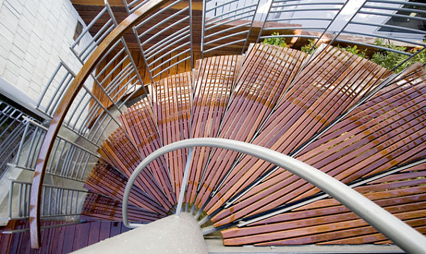 Spiral staircase with slatted steps