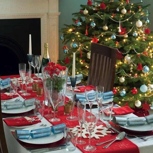 christmas tablescape and tree