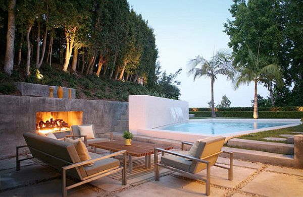 great-outdoor-patio-for-hosting-parties