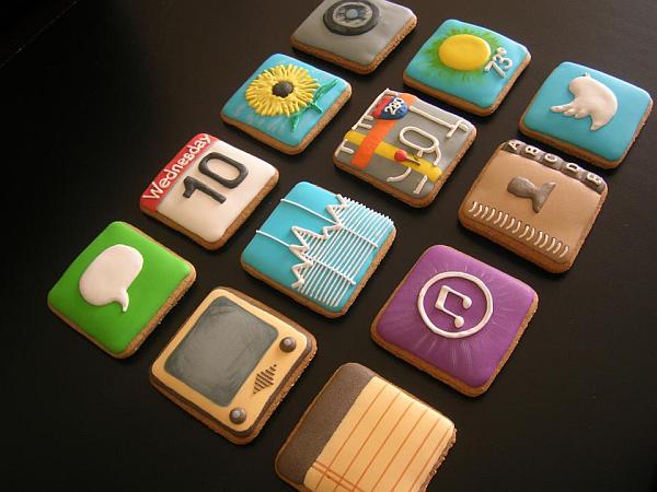 iPhone icons decorated cookies