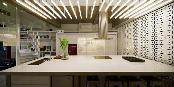 modern-kitchen-with-geometric-design