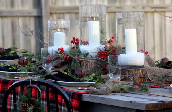 tablescape exterior holiday home