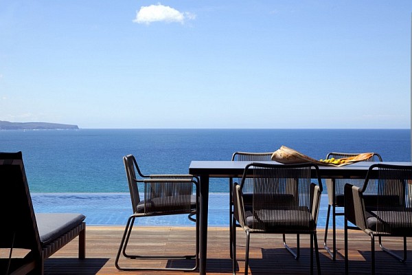 Beach House with pool in Sydney