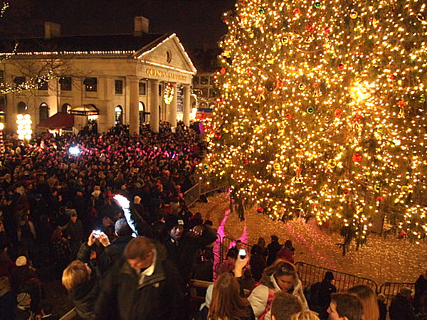 Bostons-Faneuil-Hall-Christmas-Tree