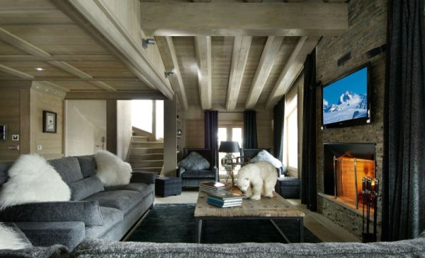 Chalet-Black-Pearl-designed-by-Philippe-Capezzone