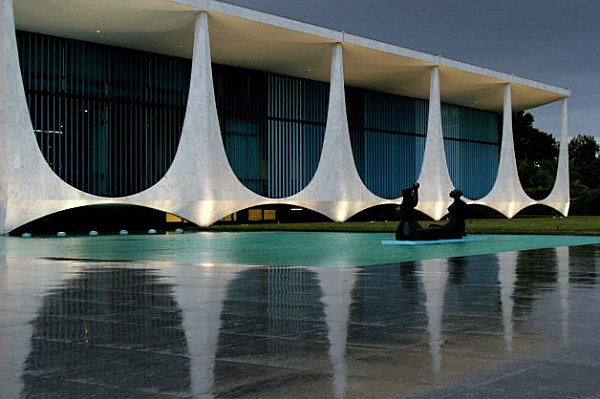 Palace of the Dawn by Oscar Niemeyer