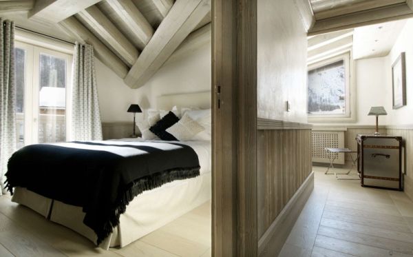 Plush and cozy bedrooms at the Black Pearl