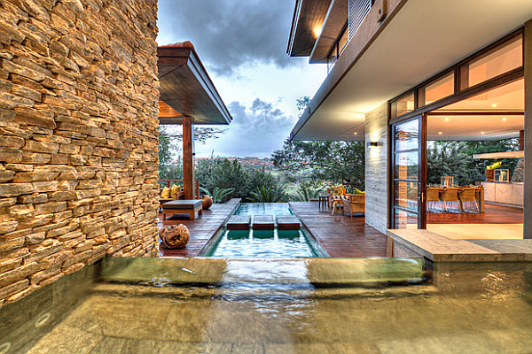 SGNW-House-lap-pool-and-luxurious-interior-design