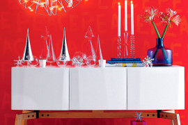 Festive Table Decor for Outdoor Entertaining