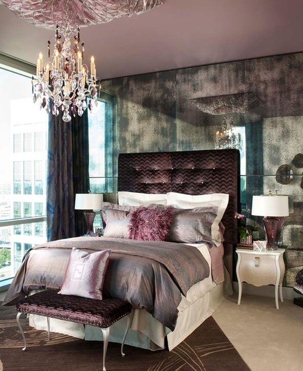 Silk tufted headboard glitters with style galore