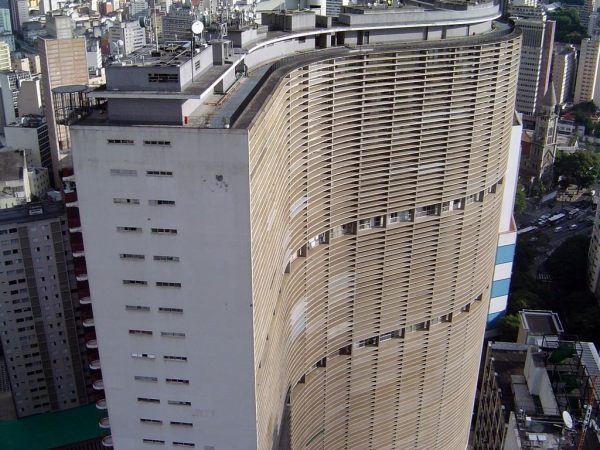 The curve of Niemeyer's Edificio Copan