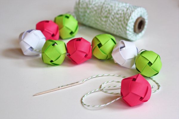 christmas paper chains and garlands