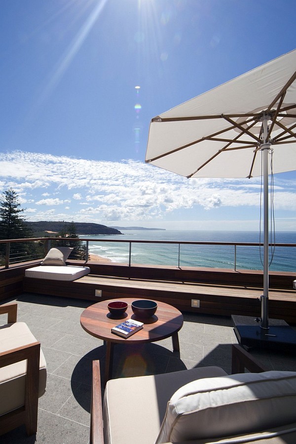 outdoor-terrace-with-ocean-views