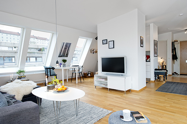 white-attic-apartment-scandinavian-style