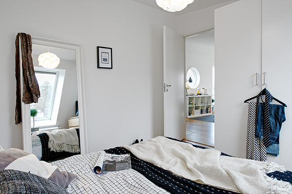 white-bedroom