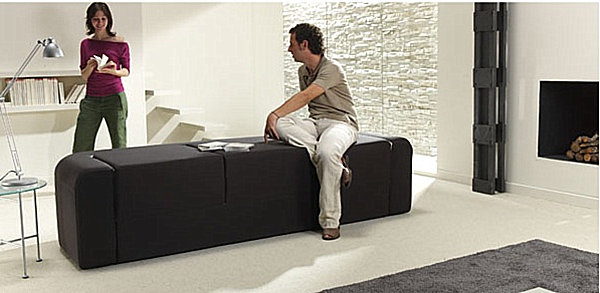 Convertible sofa with easy packup